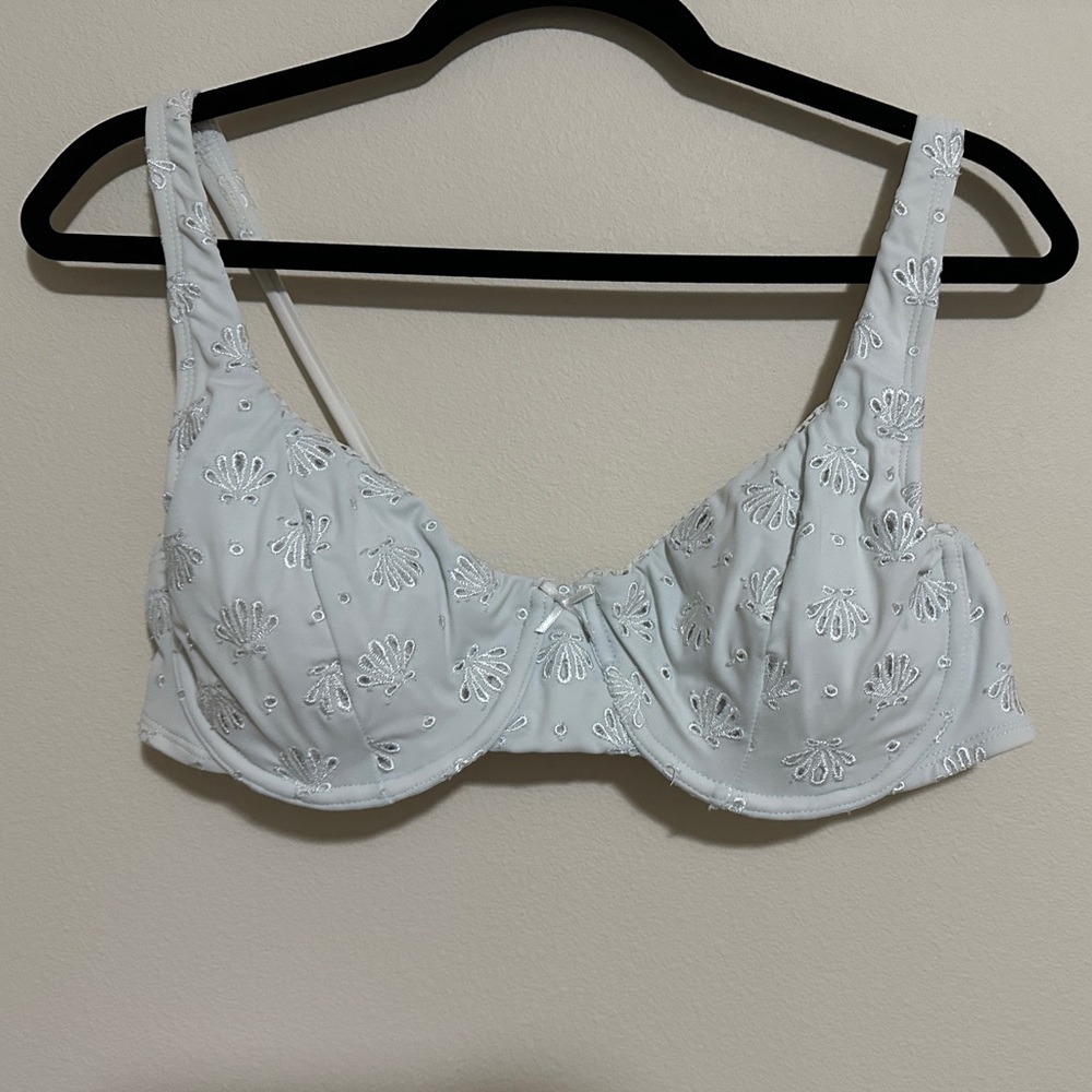 Wild Fable White Embroidered Bra
